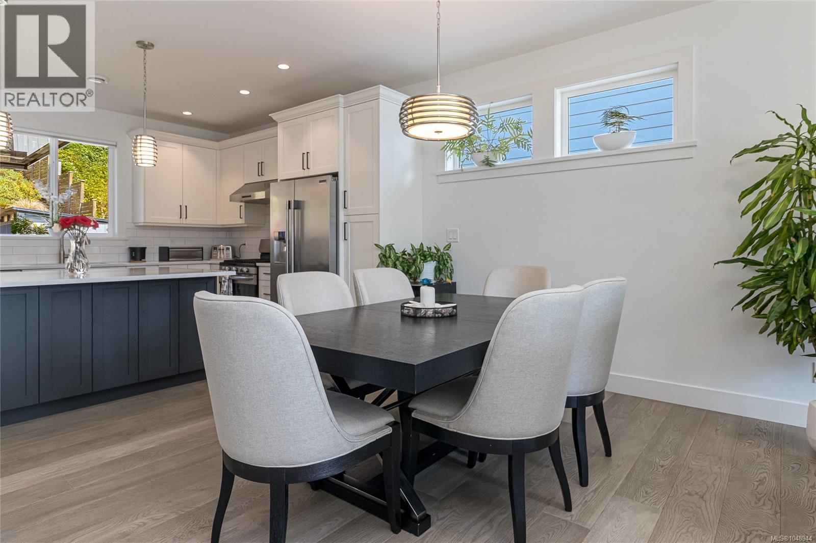  1005 Golden Spire Crescent, Langford