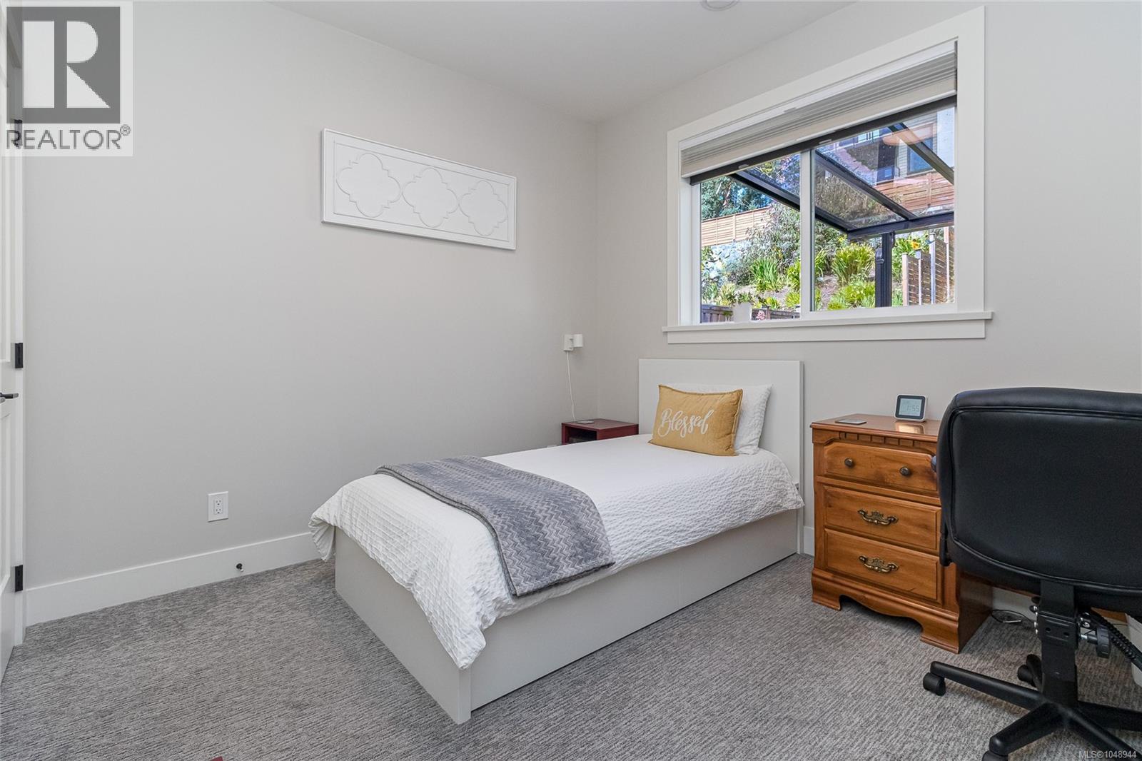  1005 Golden Spire Crescent, Langford