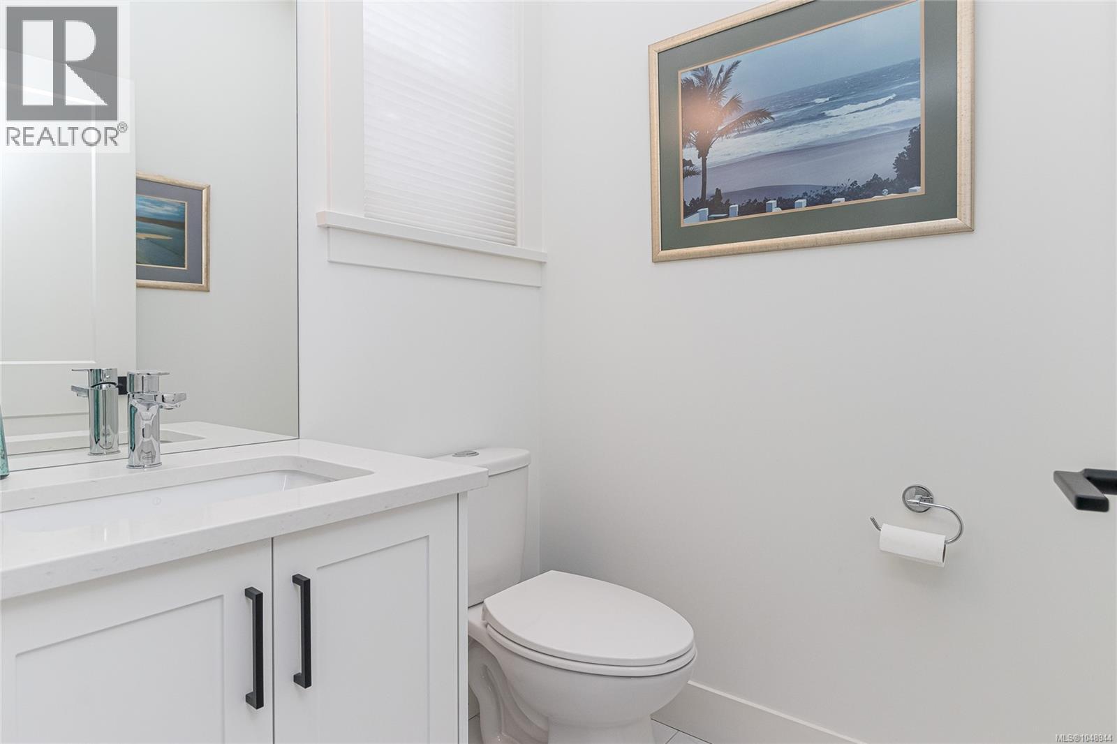  1005 Golden Spire Crescent, Langford