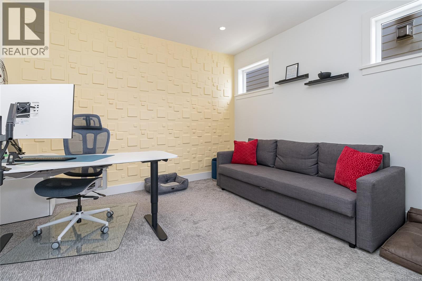  1005 Golden Spire Crescent, Langford