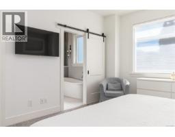 1005 Golden Spire Cres, Langford, BC V9C0M4 Photo 20