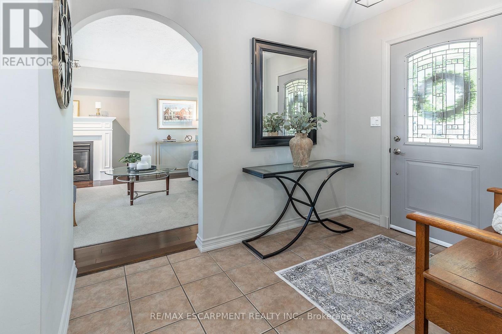 66 GARDEN AVENUE - 3