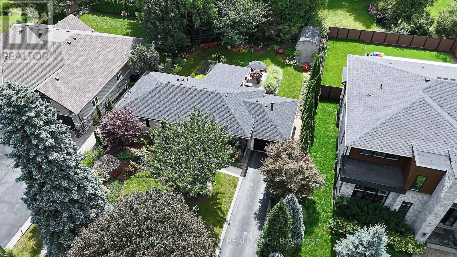 66 GARDEN AVENUE - 36