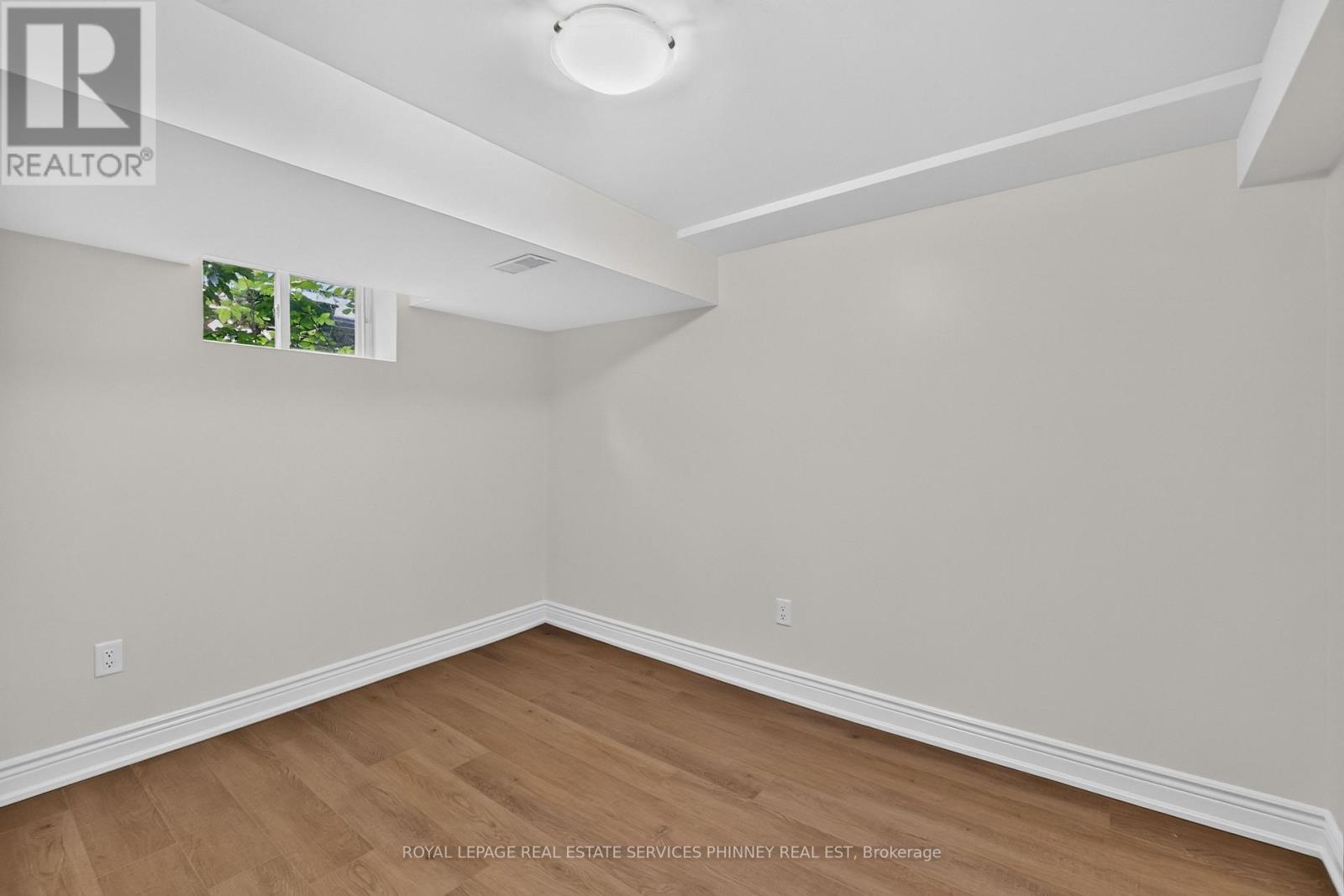 245 GLENHOLME AVENUE - Image 30