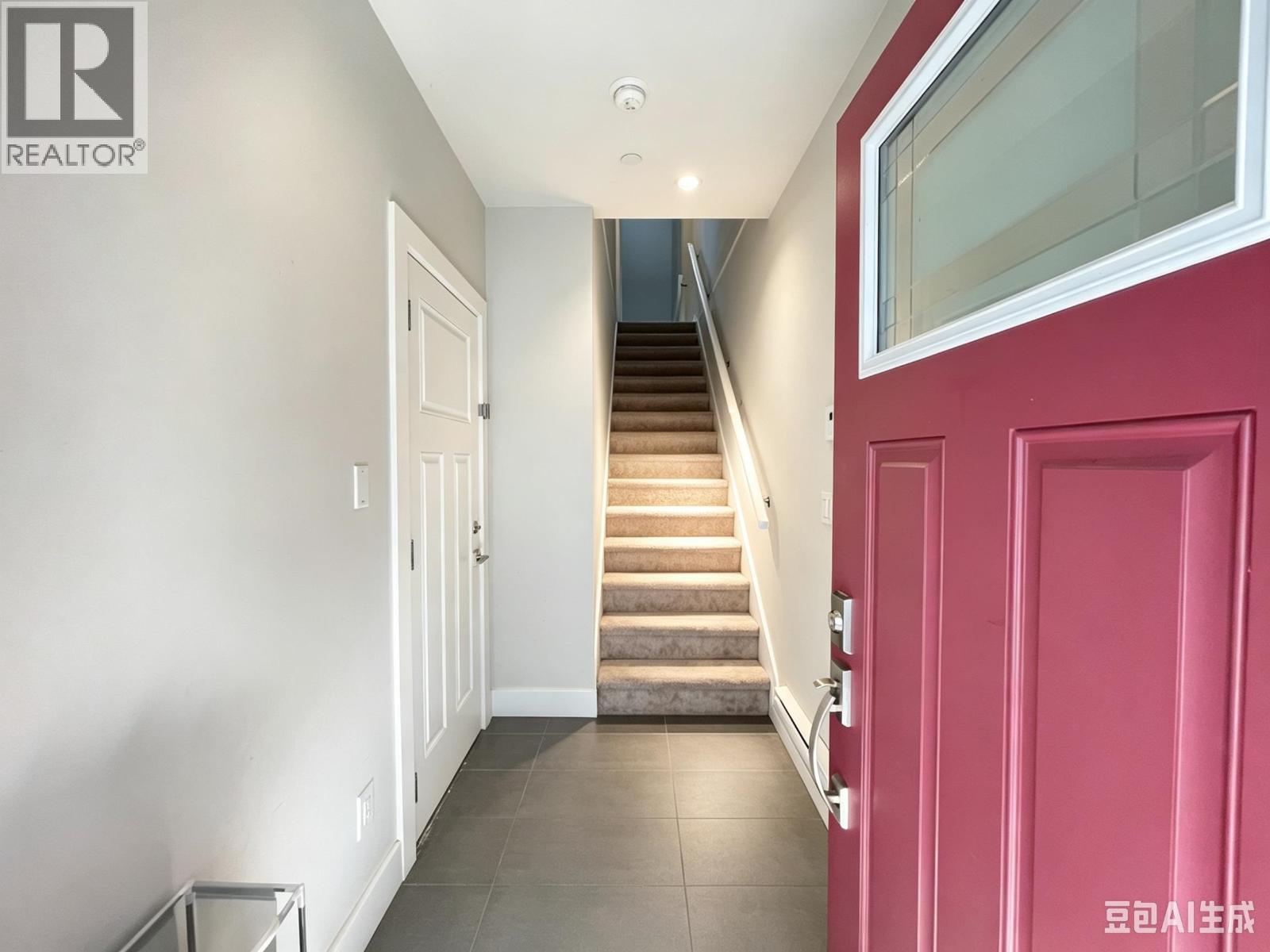 36 189 WOOD STREET, New Westminster — photo 4