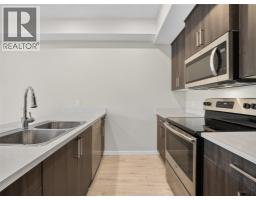 4pc Ensuite bath - 2081 11 Avenue Ne Unit# 13, Salmon Arm, BC V1E0G1 Photo 6