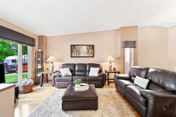 Kitchen - 7 Mckall Bay, Winnipeg, MB R3X1T8 Photo 6