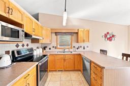 7 Mckall Bay, Winnipeg, MB R3X1T8 Photo 12