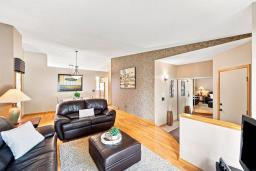 Breakfast - 7 Mckall Bay, Winnipeg, MB R3X1T8 Photo 7