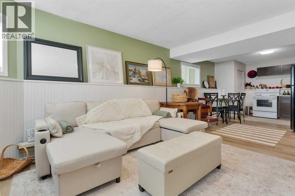 Listing photo – 52 Harper Drive, Sylvan Lake