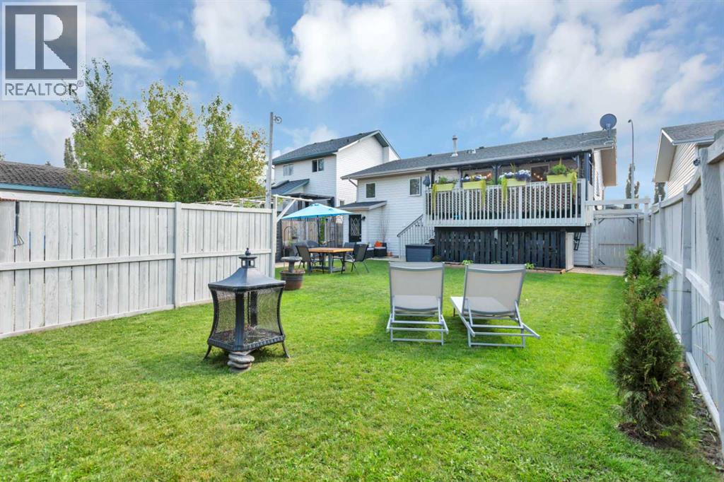 Listing photo – 52 Harper Drive, Sylvan Lake