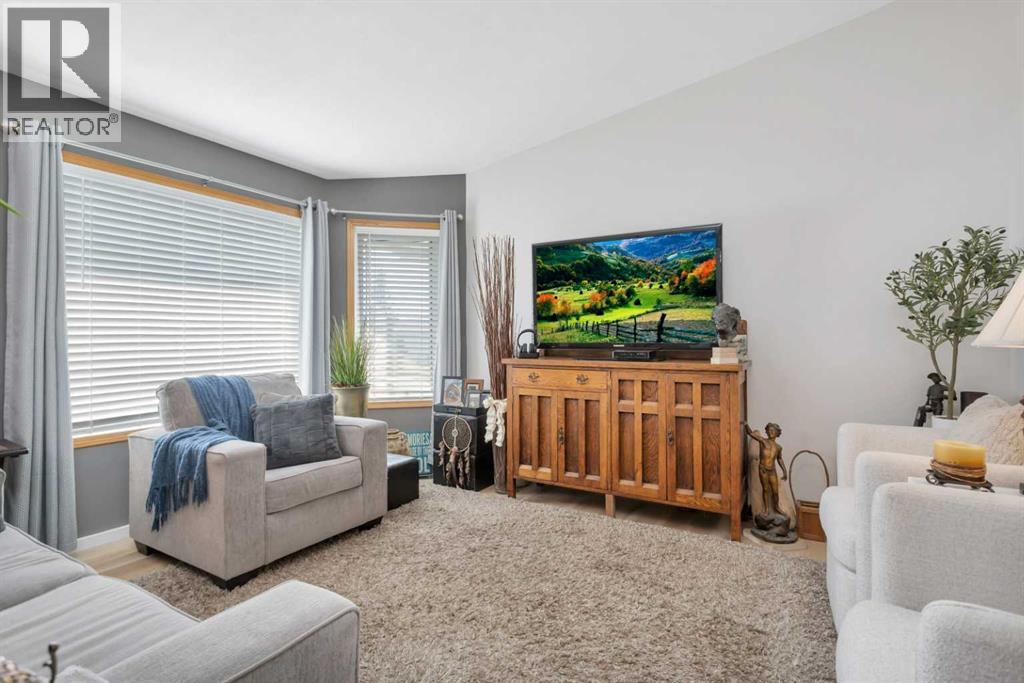 Listing photo – 52 Harper Drive, Sylvan Lake