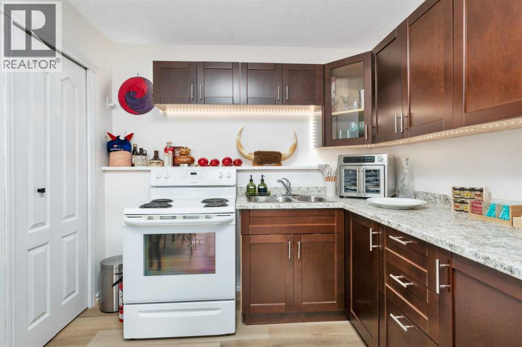 Listing photo – 52 Harper Drive, Sylvan Lake