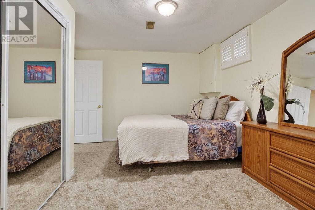 16 Aspenwood Court - 48