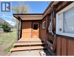 591 Davidson Crescent, Lillooet, BC V0K1V0 Photo 15