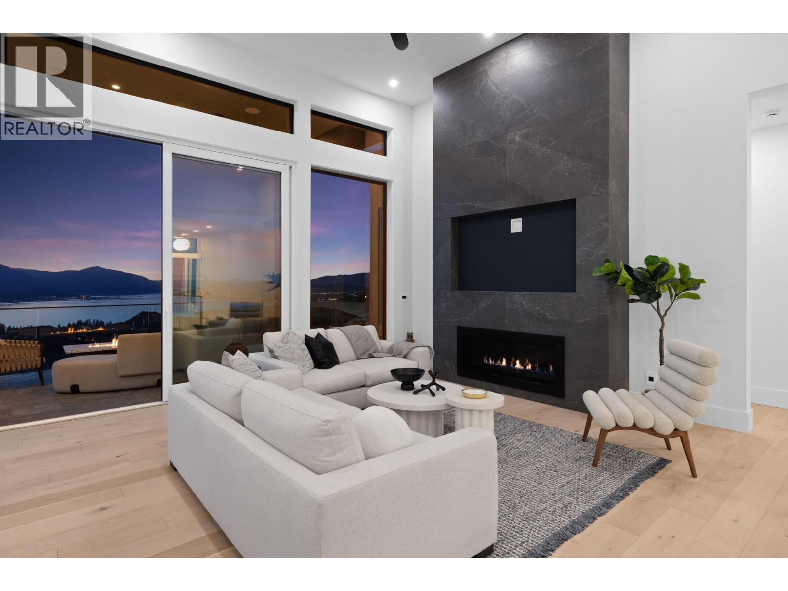 5584 Upper Mission Court - 14
