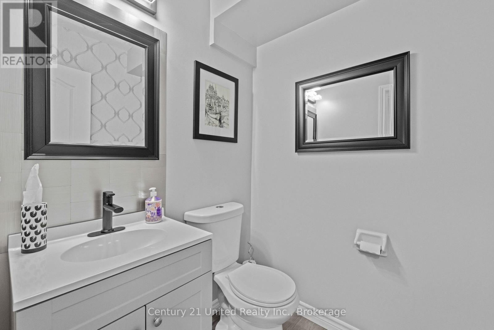 49 WATERVIEW LANE - 12
