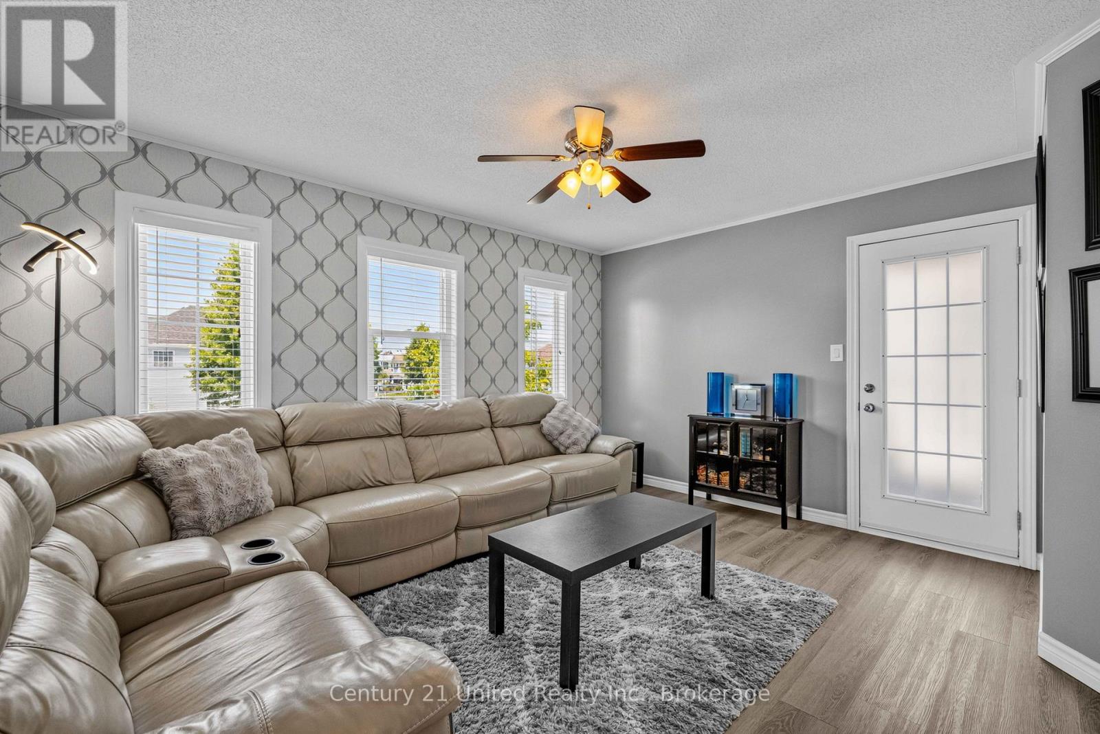 49 WATERVIEW LANE - Image 21