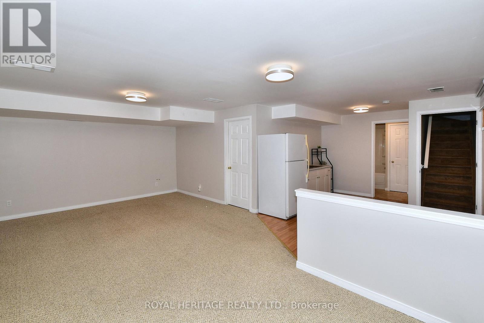 358 MIDDLEFIELD ROAD - Image 17