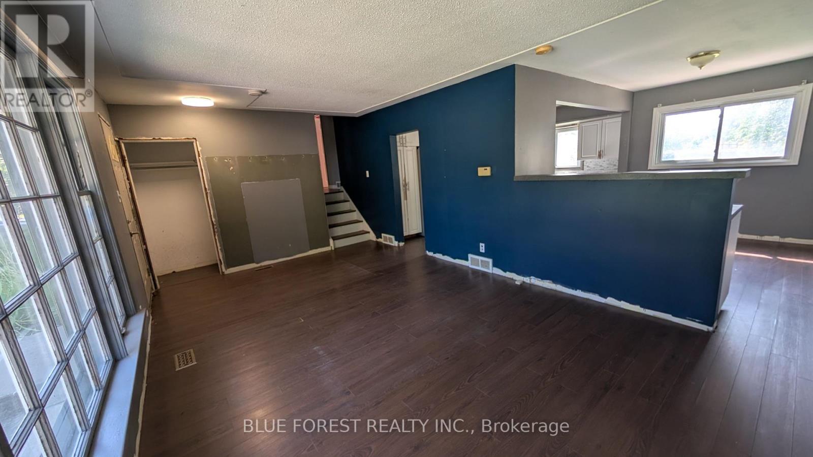 109 LANGTON ROAD - 9