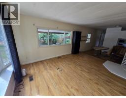 300 3rd Avenue, Castlegar, BC V1N2A6 Photo 11