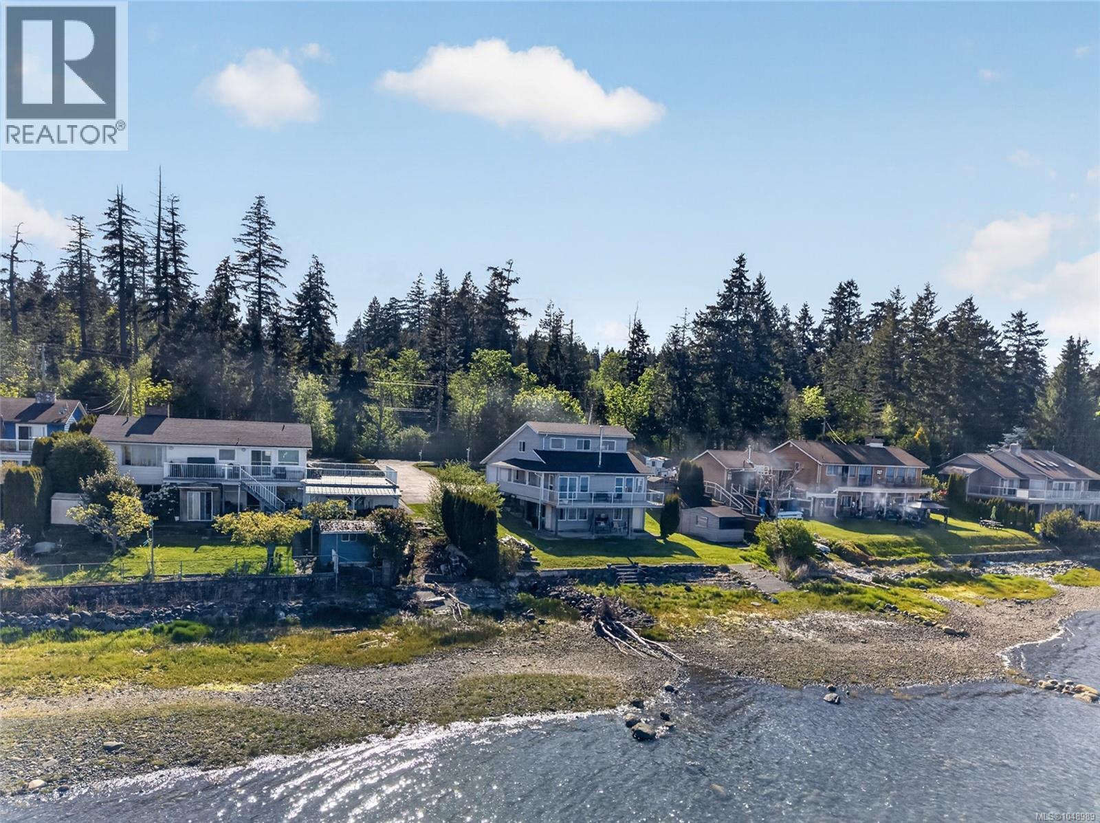 6768 Buckley Bay Frontage Rd W - Image 6