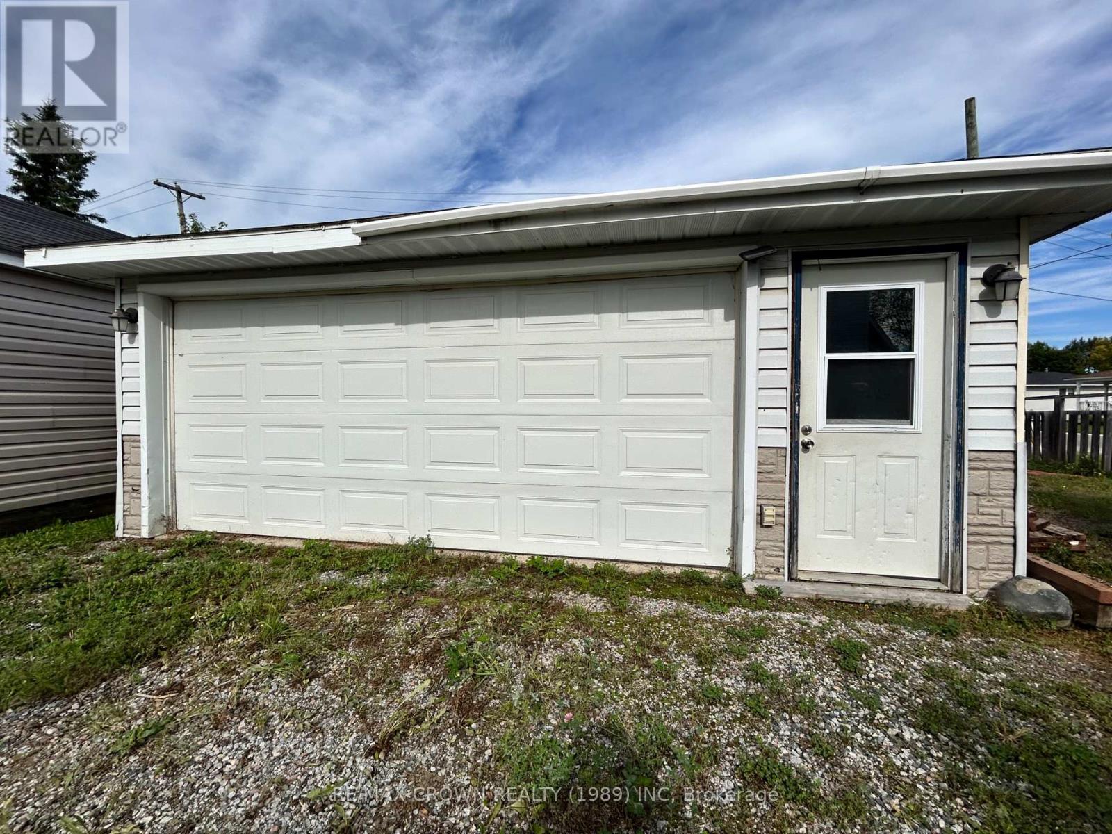 45 DALLYN AVENUE - Image 27