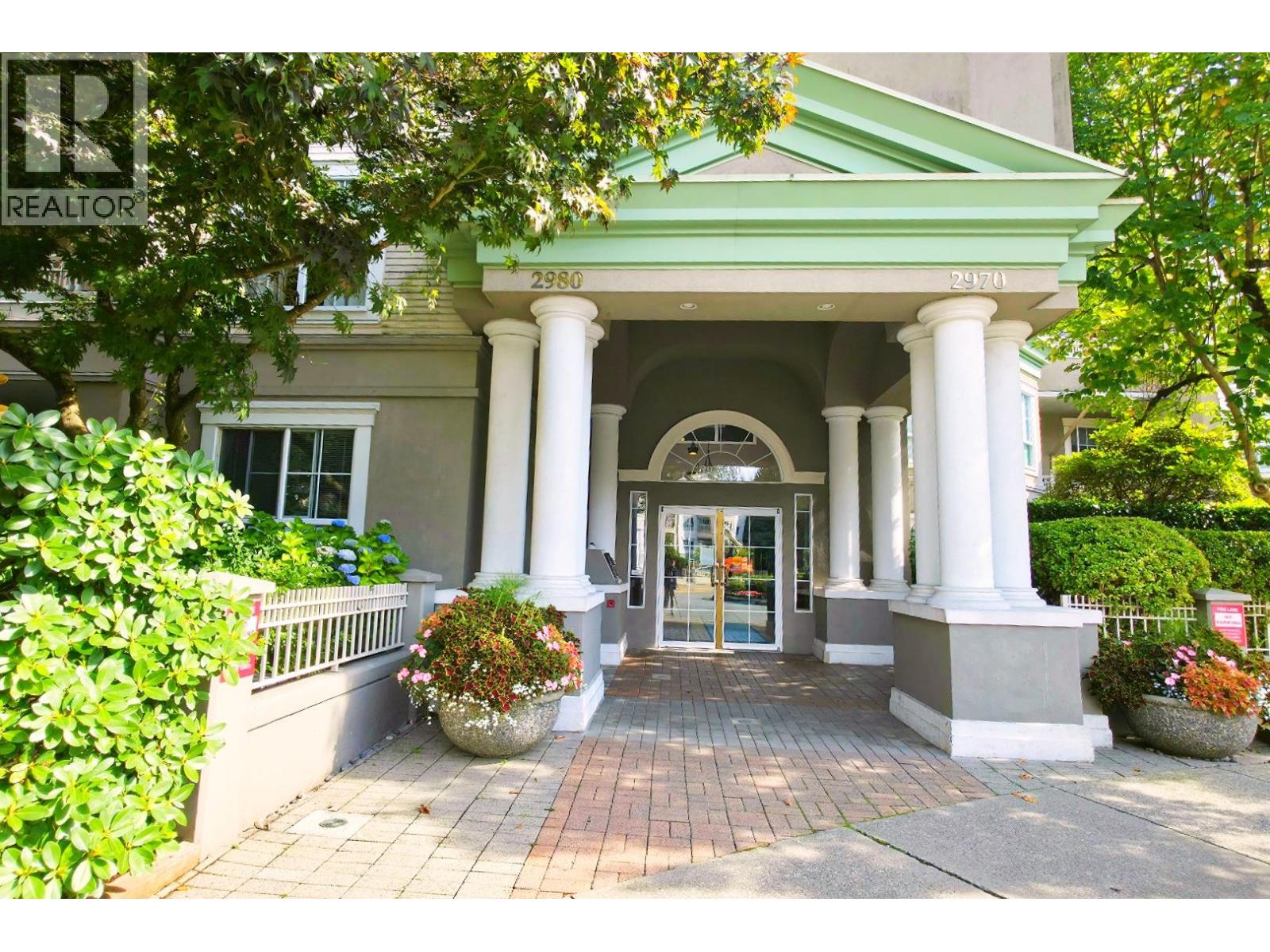 205 2970 PRINCESS CRESCENT, Coquitlam