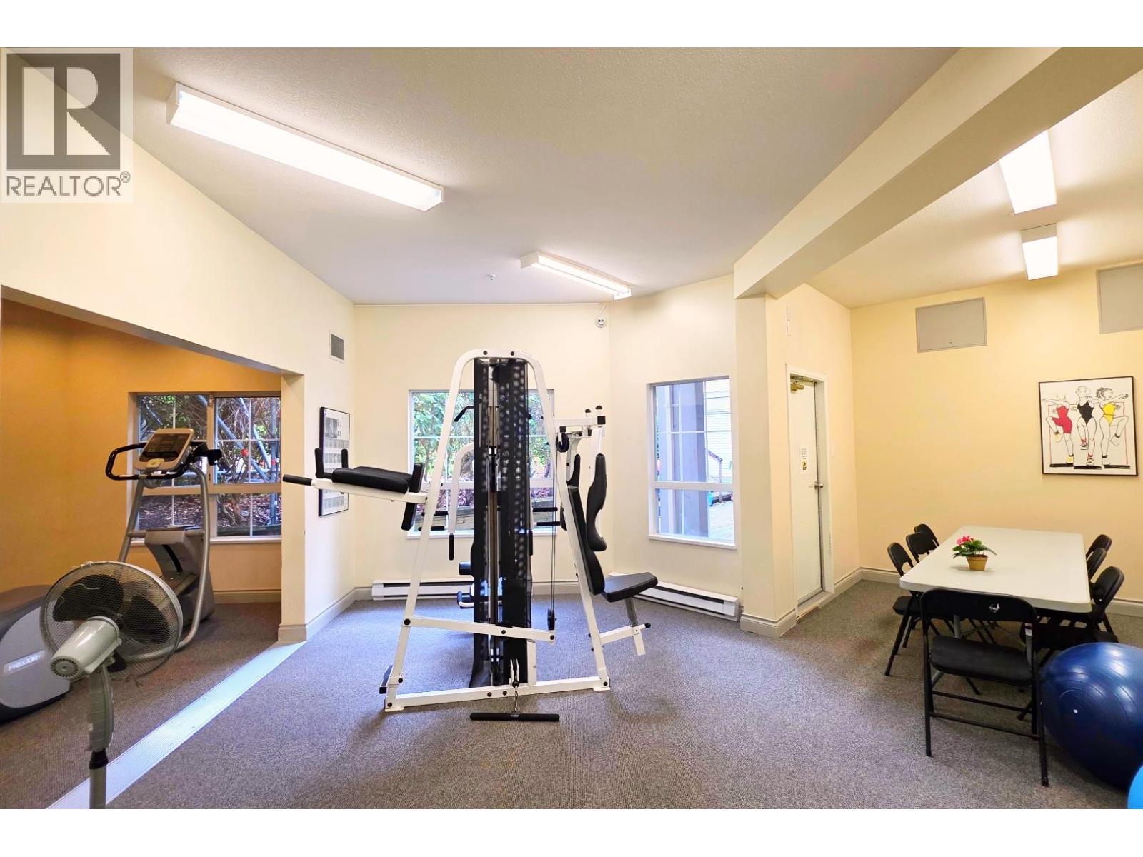205 2970 PRINCESS CRESCENT, Coquitlam