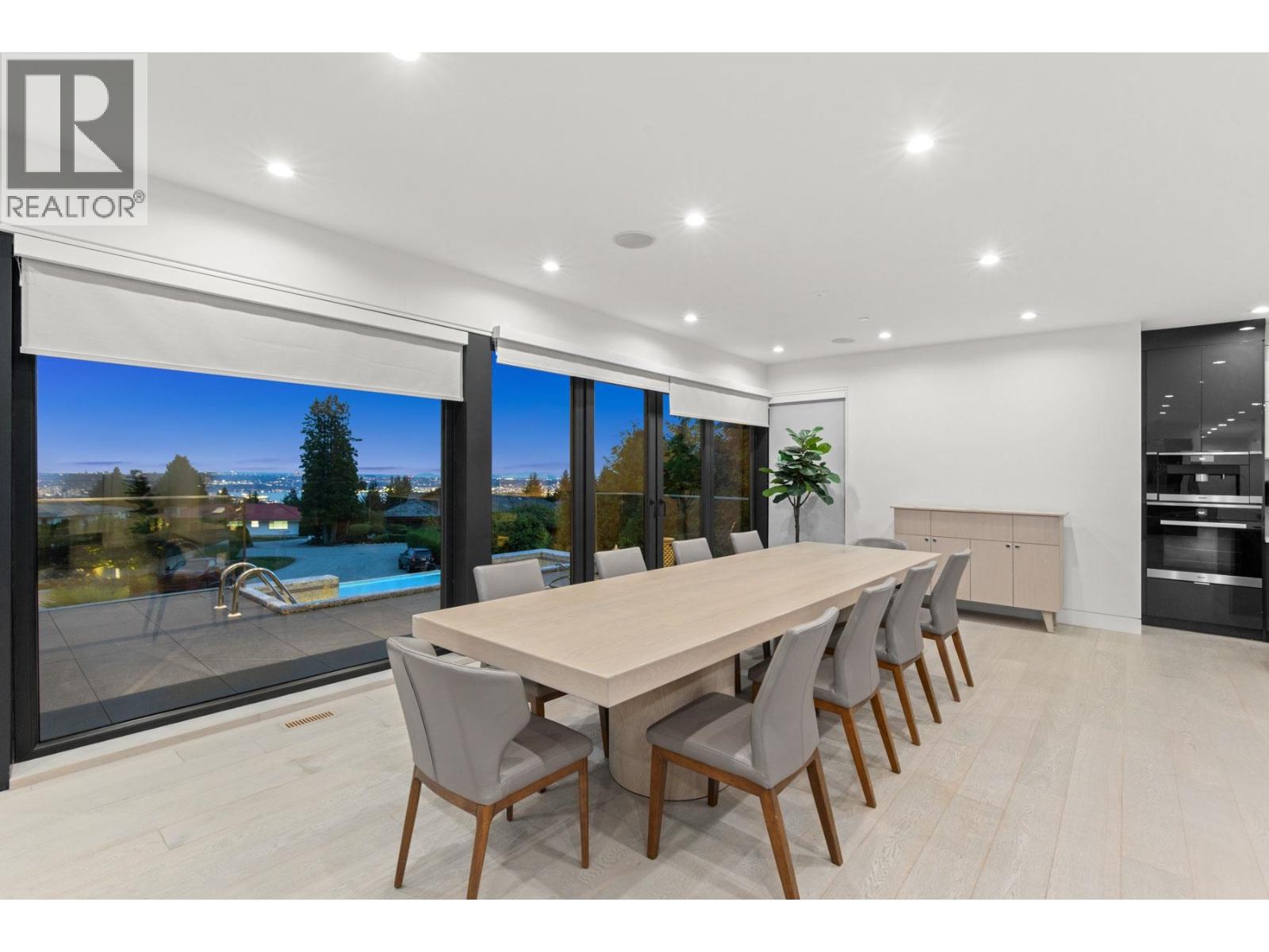 1035 GREENWOOD PLACE, West Vancouver