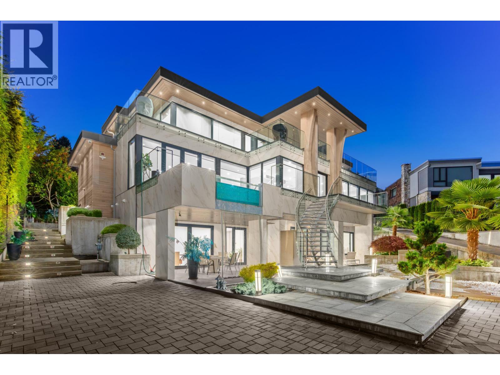 1035 GREENWOOD PLACE, West Vancouver