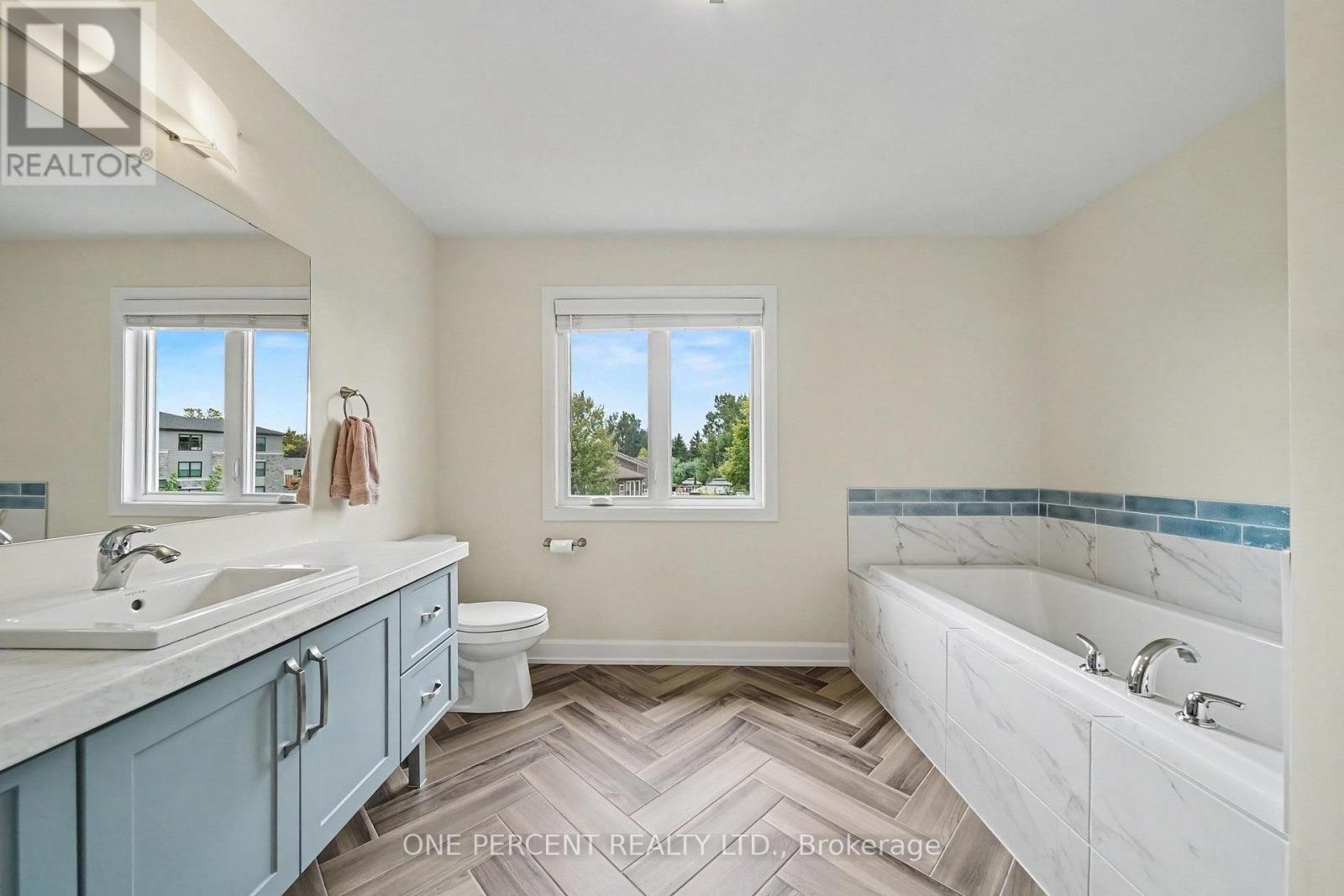 376 TWILIGHT AVENUE - 23