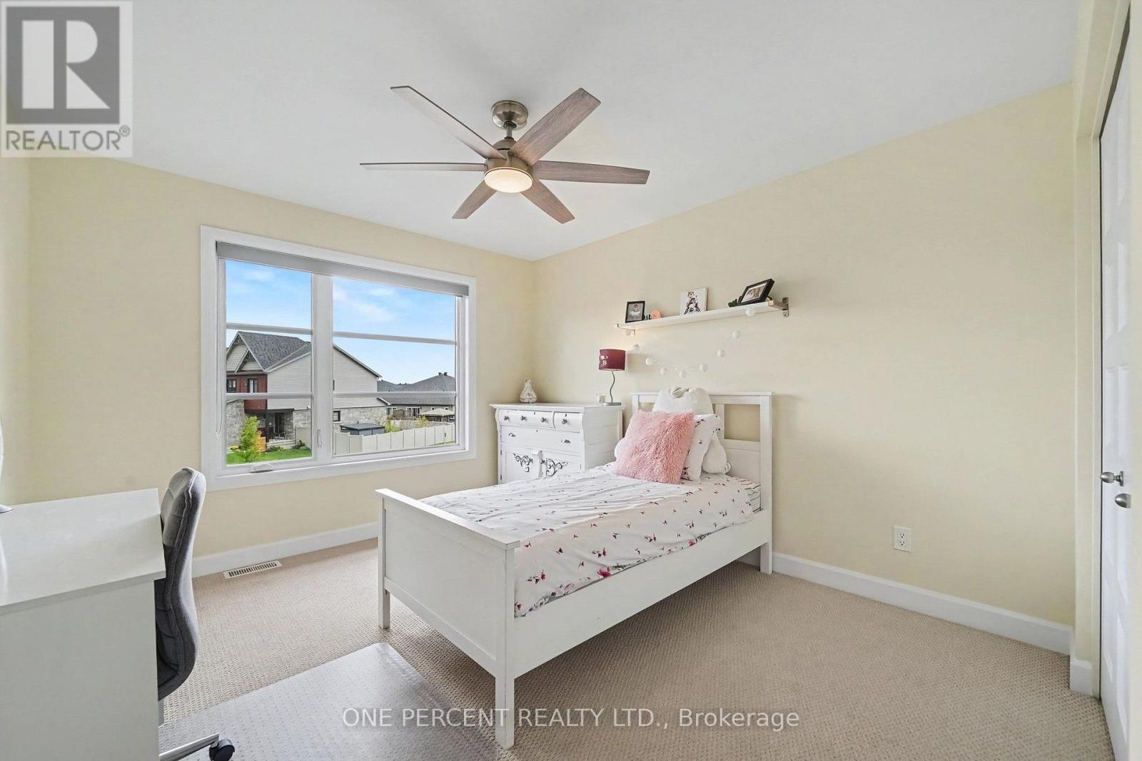 376 TWILIGHT AVENUE - 30