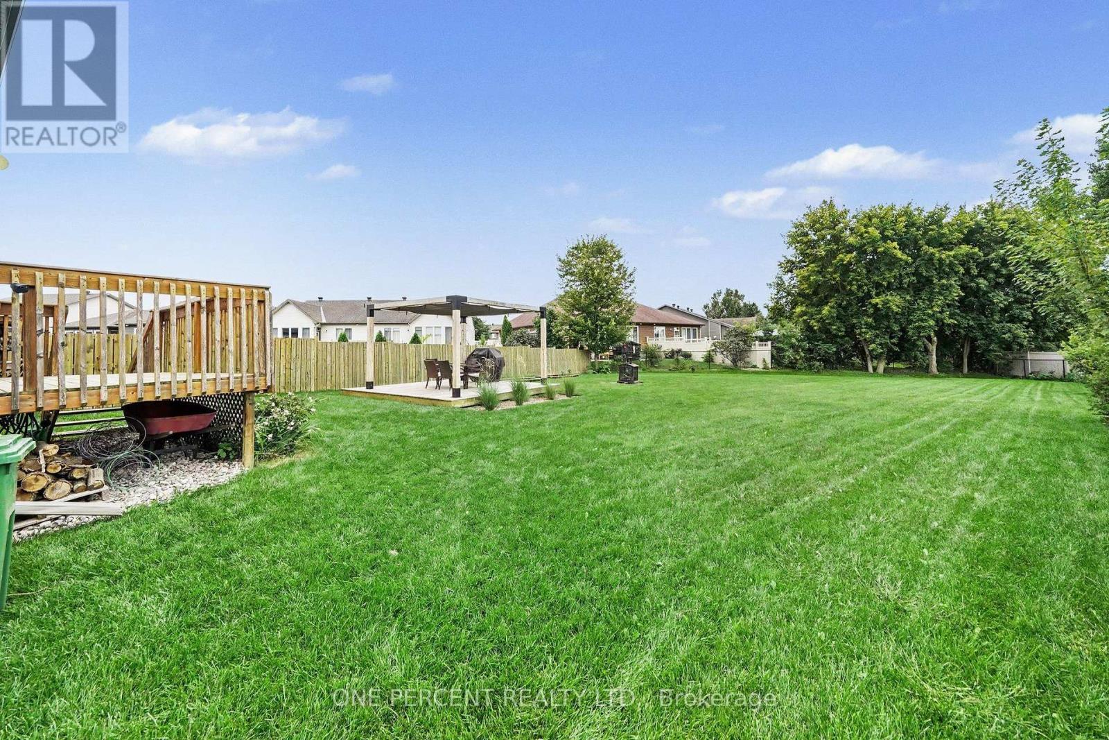 376 TWILIGHT AVENUE - 40