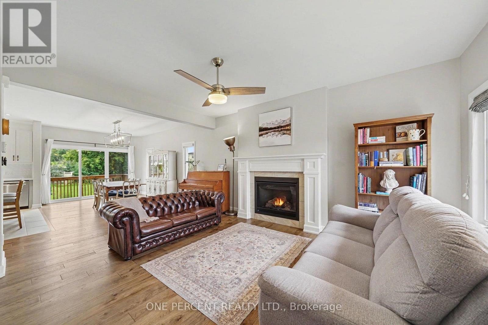 376 TWILIGHT AVENUE - 7
