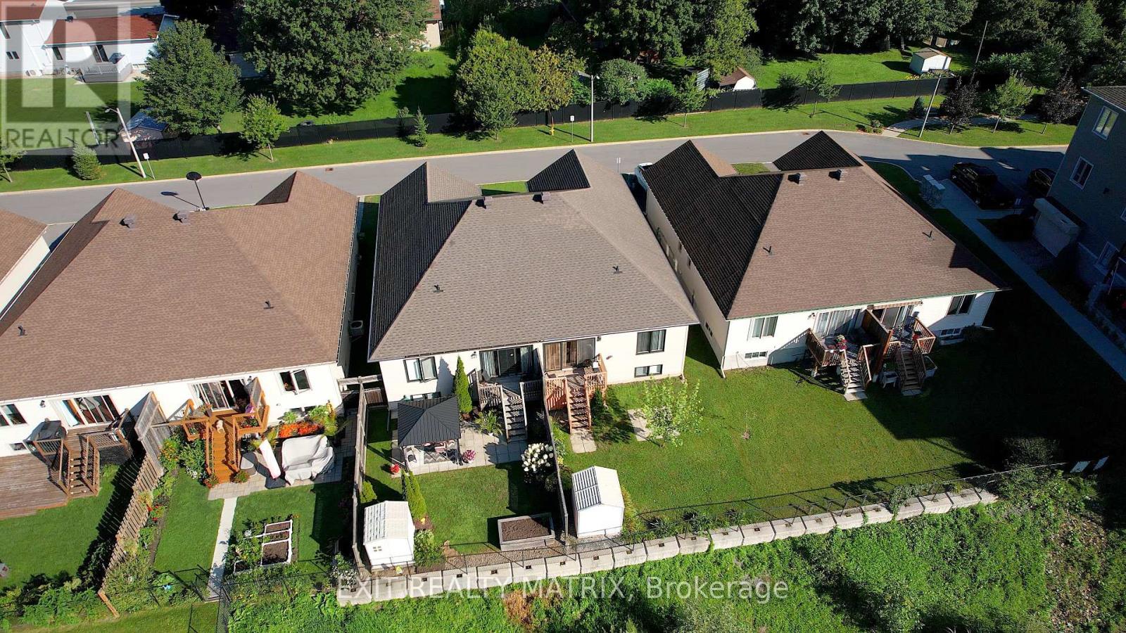 2 Bed, 3 Bath House for Sale in Russell – 168 EQUINOX DRIVE, Russell – MLS# X13755938 - Image 46