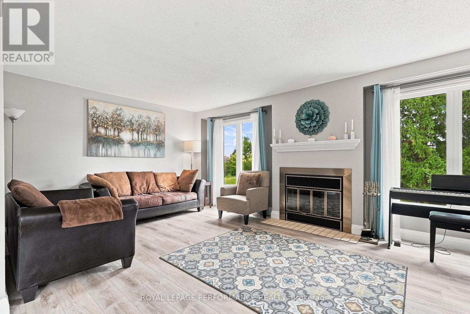 1992 SUMMERFIELDS CRESCENT - 9
