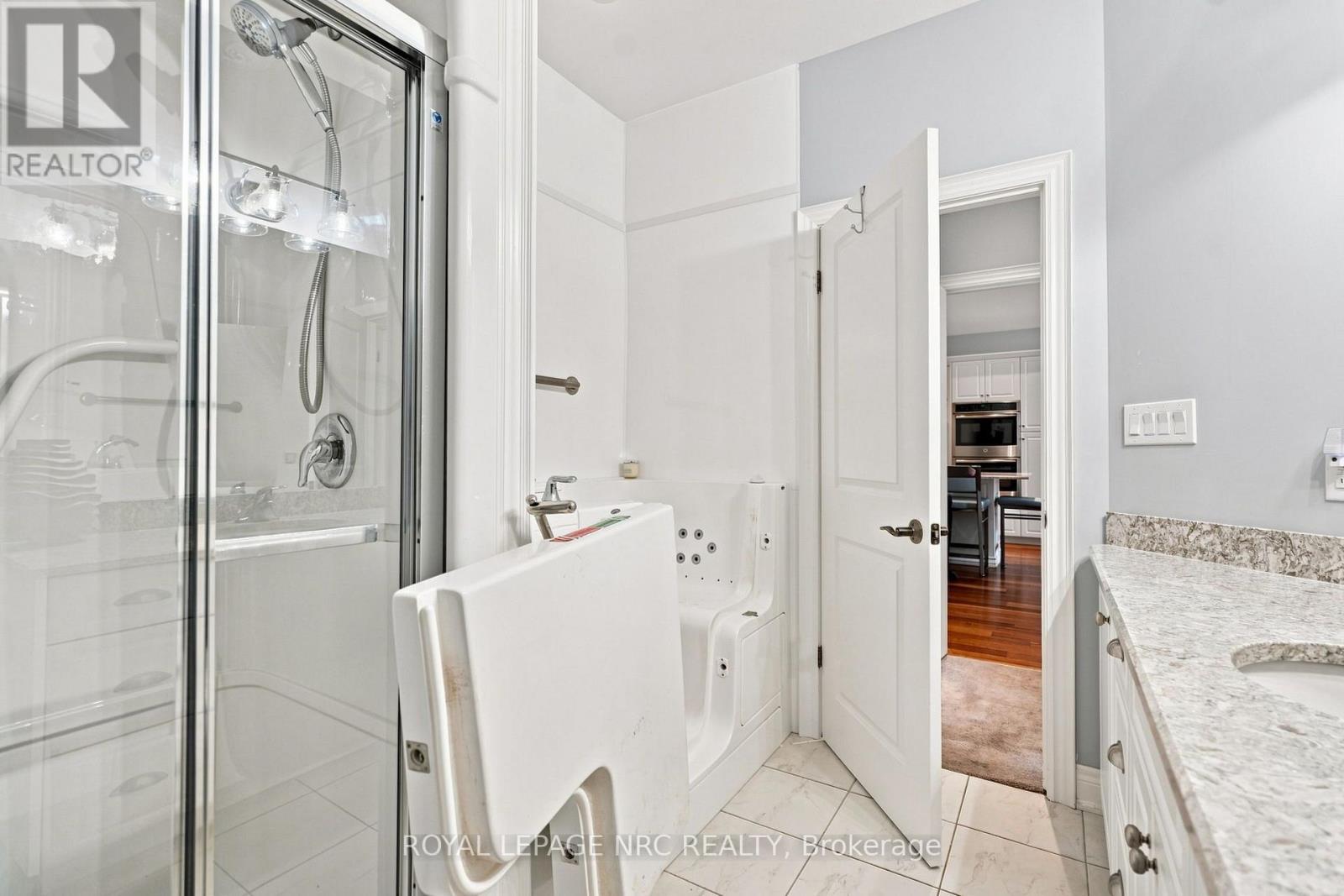 19 STONERIDGE CRESCENT - Image 18