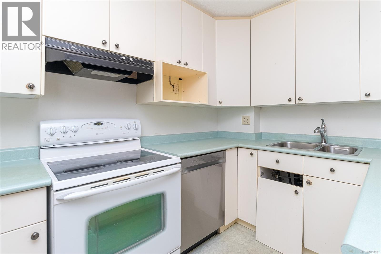 501 2910 Cook Street, Victoria