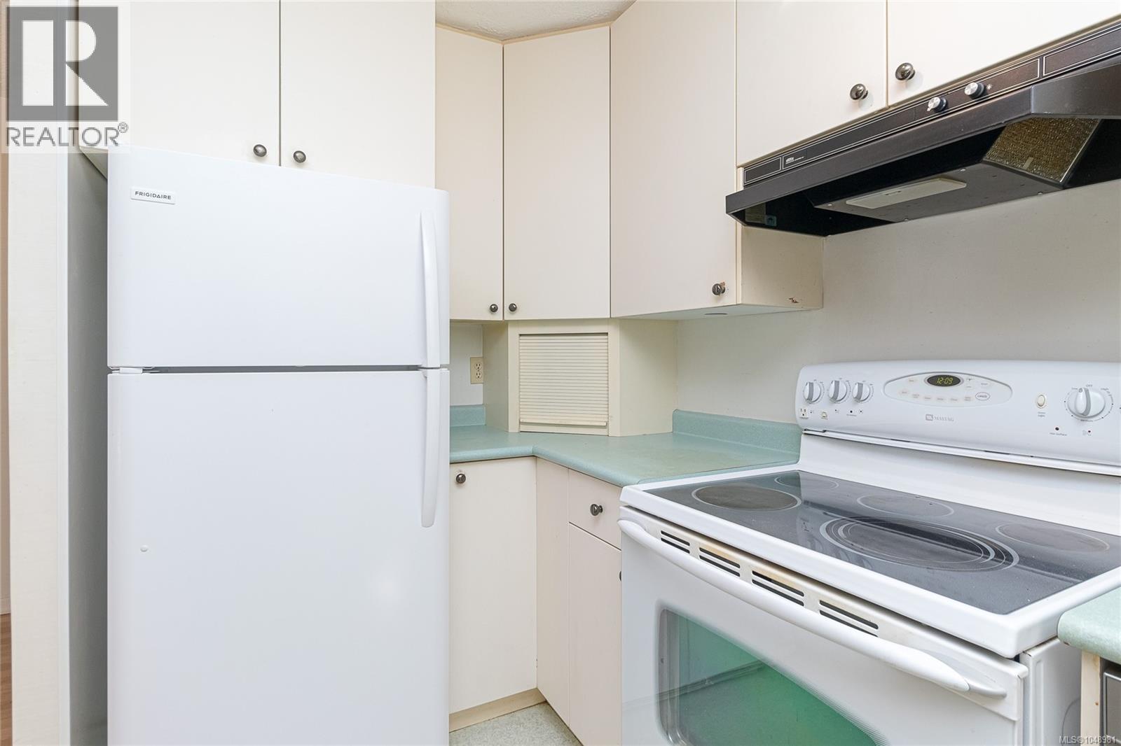 501 2910 Cook Street, Victoria