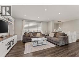 Family room - 405 State Street, Lasalle, ON N9J3G1 Photo 10