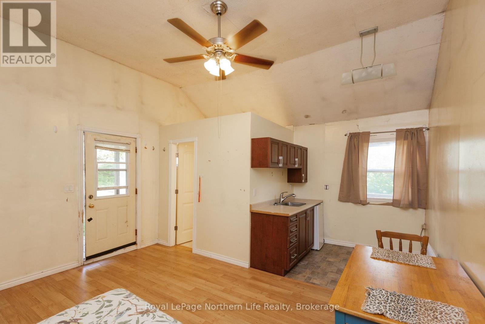 9609 HIGHWAY 17 E - Image 38