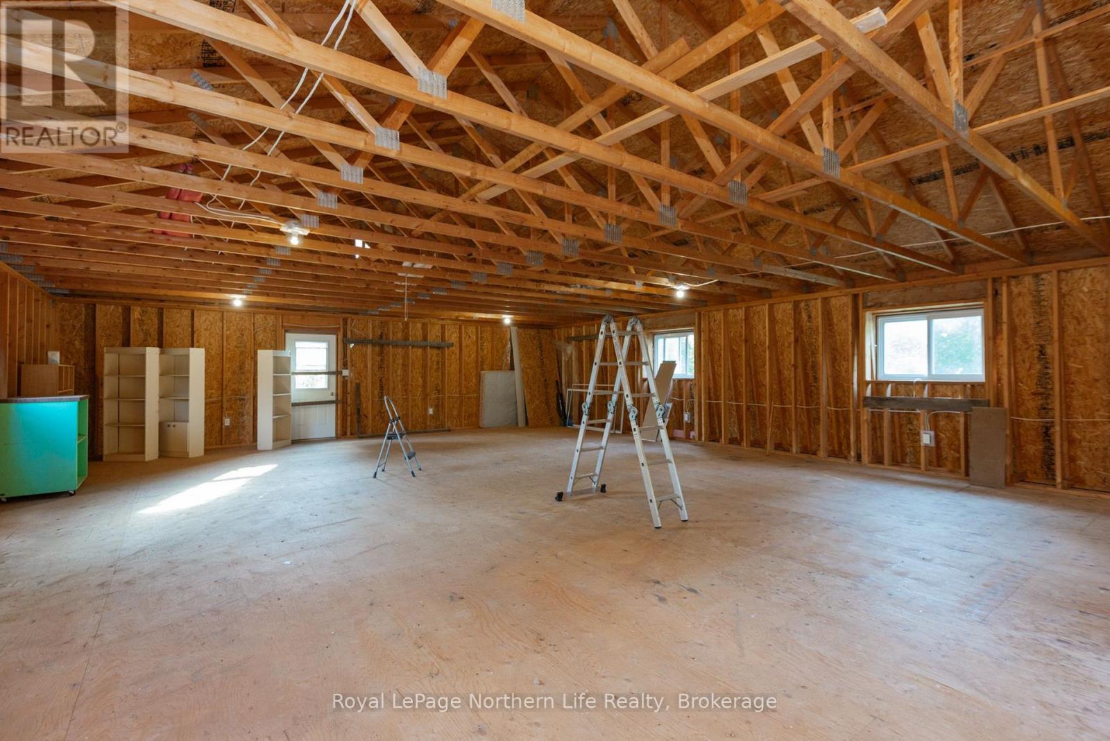 9609 HIGHWAY 17 E - Image 43