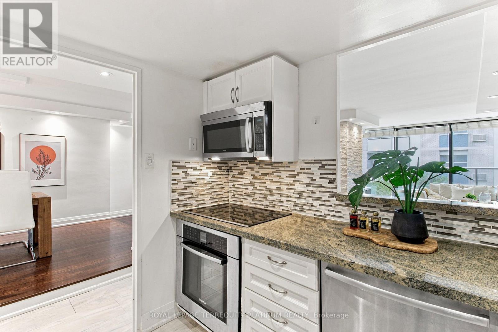 #203 70 MONTCLAIR AVENUE - 23