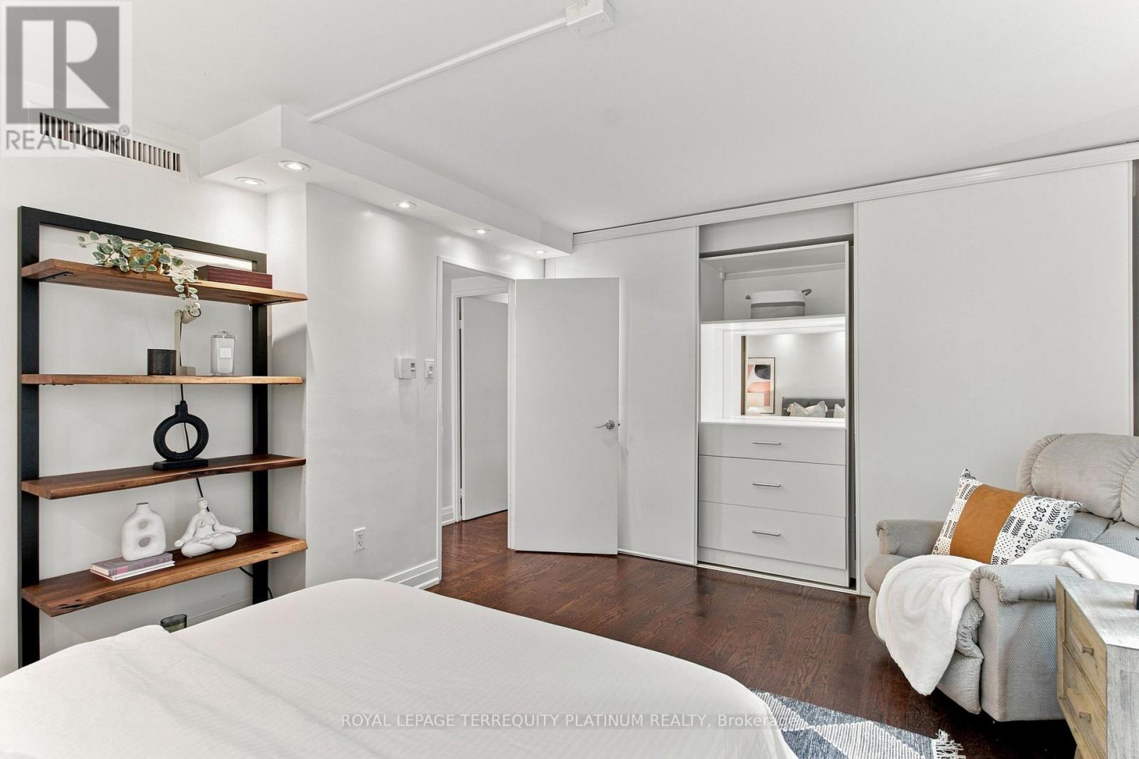 #203 70 MONTCLAIR AVENUE - Image 29