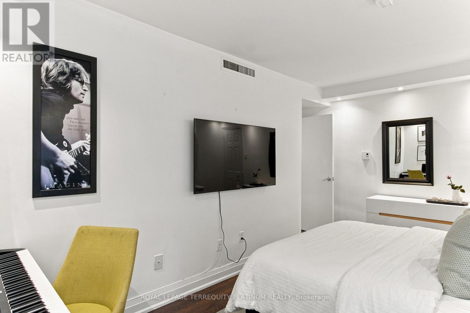 #203 70 MONTCLAIR AVENUE - Image 34