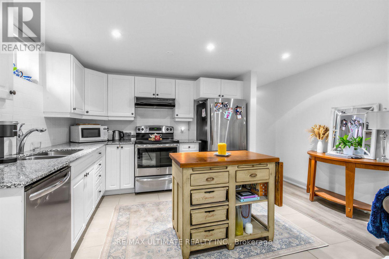 185 CASTLEFIELD AVENUE - Image 36