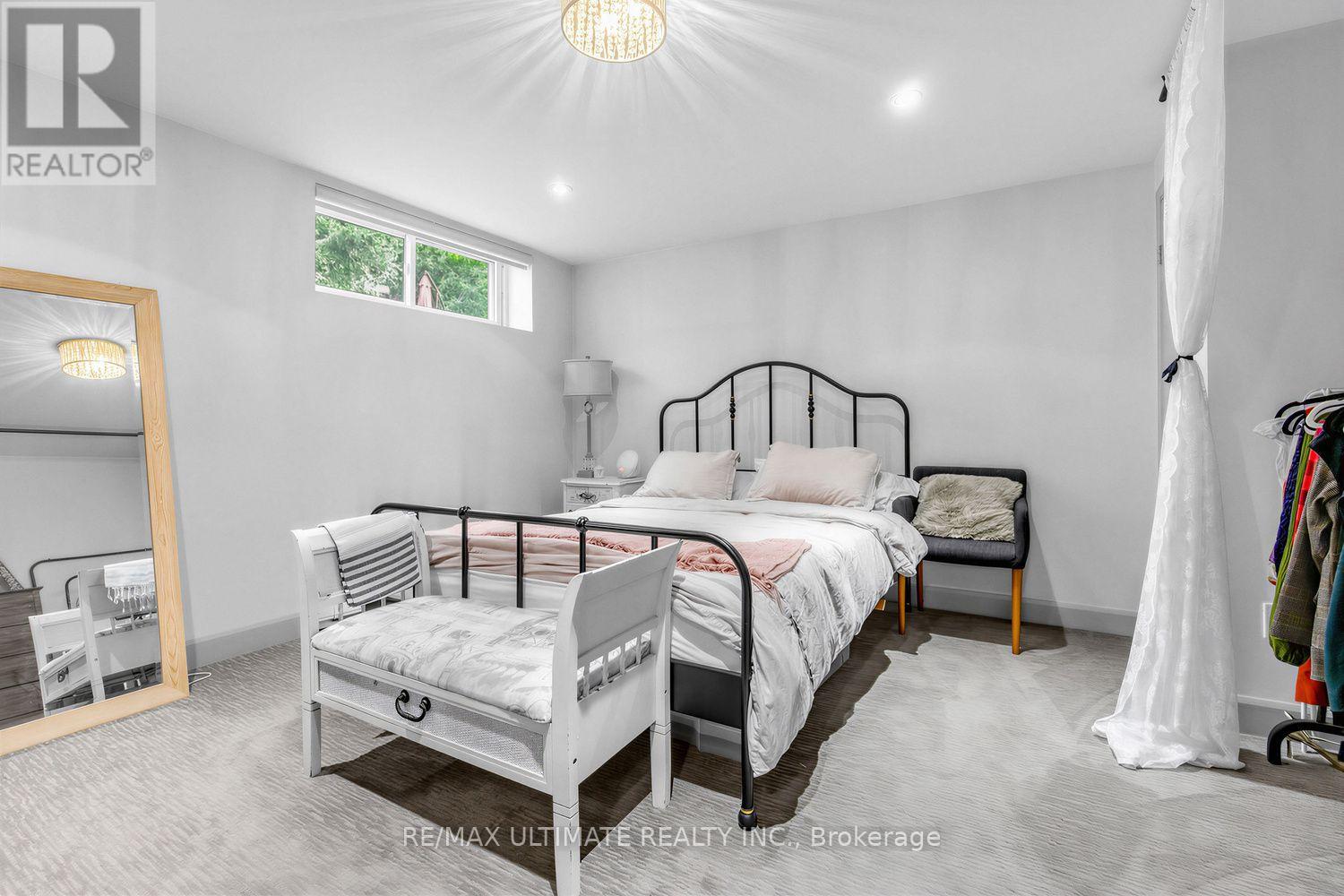 185 CASTLEFIELD AVENUE - Image 42