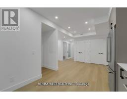 661 Winona Drive, Toronto, ON M6C3V6 Photo 41