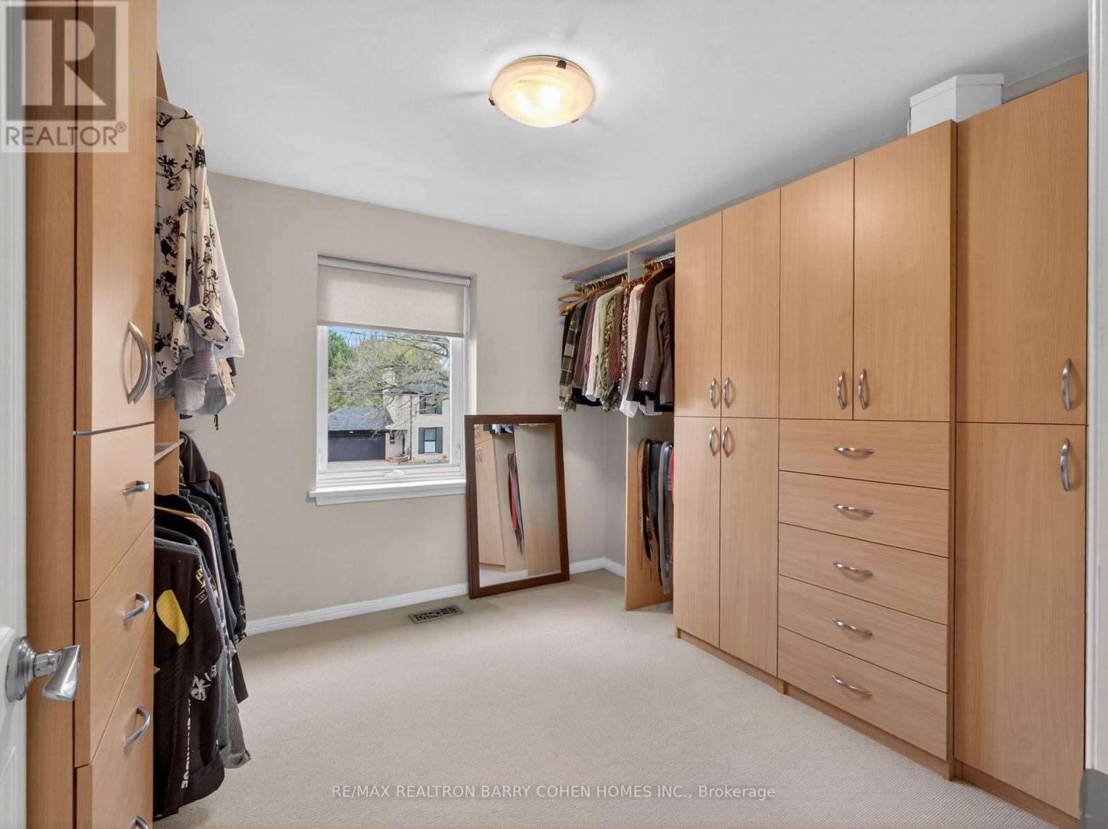 19 SAINTFIELD AVENUE - 22